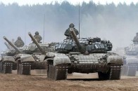 Донецьком пройшла колона російських танків ВІДЕО