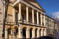 У Львові в драмтеатрі обвалилася сцена з 20 людьми, - ЗМІ
