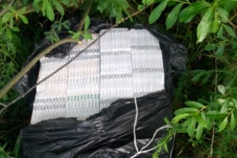 Волинянин перевозив підводою контрабандні сигарети ФОТО