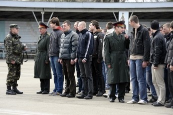 Генштаб: Вручати повістки на вулиці - законно