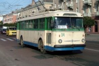 Від сьогодні за проїзд у тролейбусах Луцька платитимуть більше