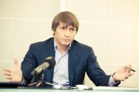 У Єремеєва відібрали землю в Харкові