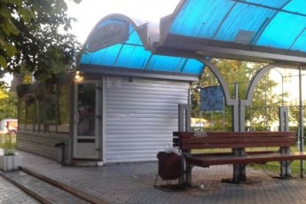 На світанку в Луцьку спіймали «на гарячому» торговців алкоголем