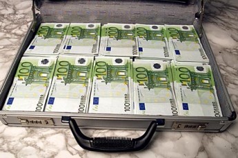 Жінку з Волині банк «нагрів» на мільйон гривень, - ЗМІ