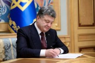 Порошенко заборонив експорт лісу