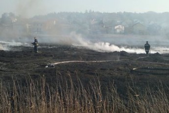 На Волині вже декілька днів гасять торфовища