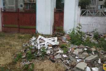 Міський стадіон на Волині перетворюється на руїни