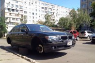 У Київ повернувся автомобільний жах з 90-х ФОТО