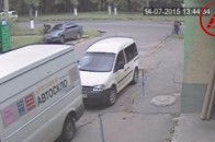 У Луцьку автівка на швидкості збила чоловіка ВІДЕО