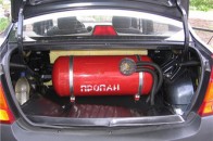 Як українцям легально обійти високі ціни на бензин