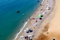 Севастополь, пік сезону: пенсіонери і бомжі ВІДЕО