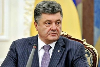 Порошенко: на Донбасі загинуло близько 9 тисяч людей