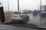У Рівному вантажівка з Волині «влетіла» в авто підполковника міліції ФОТО