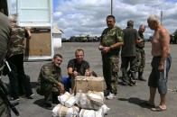 Волиняни доставили бійцям на передову гумдопомогу ФОТО