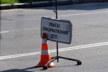 Біля Луцька легковик збив людину