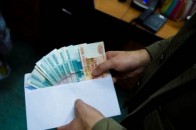 Депутат Київради «відмазував» заправки за мільйон