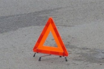 Лучанин збив велосипедистку та протаранив мотоцикл
