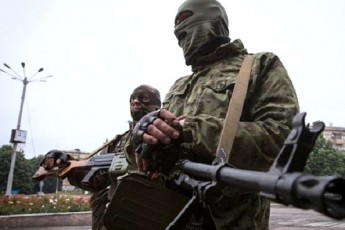 Терорист «ЛНР» обстріляв з міномета власний штаб, 7 осіб загинуло