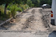У Луцьку хочуть покласти новий асфальт над місцем, де проходить аварійна труба ВІДЕО