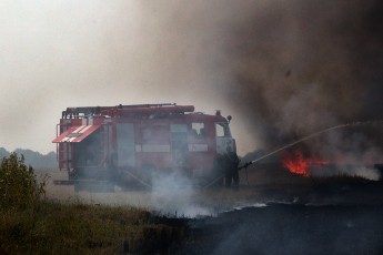 Масштабна пожежа біля «Кроноспана»: вогонь наближається до Нововолинська ВІДЕО ОНОВЛЕНО