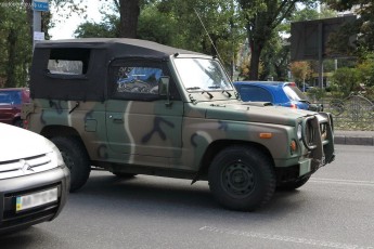 В Україні тестують корейські військові джипи ФОТО