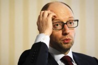 Яценюк доручив розбиратися СБУ з тими, хто не оформляє субсидії