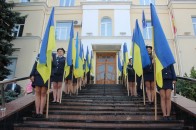 День Державного прапора: над Луцьком підняли державний стяг ВІДЕО