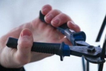 Волинянин поцупив з електроопори півкілометра кабелю