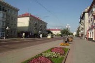 У Луцьку латають центральну вулицю