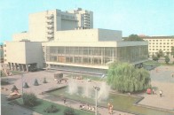 Ганебний довгобуд у центрі Луцька: сподівання та невтішні прогнози