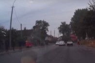 Аварія в Луцьку: автівка «врізалась» в паркан ВІДЕО