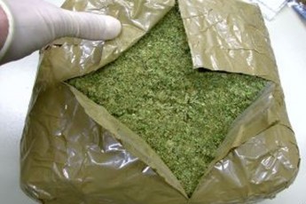 У Нововолинську затримали 15-річного наркомана з пакетом марихуани