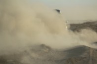 Луцьк оповили клуби пилу через передвиборчий ремонт проспекту Волі