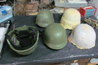 Як на Волині винахідники власноруч виготовляють шоломи для бійців ВІДЕО