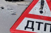 Смертельна ДТП у Києві: «BMW» врізався у військову вантажівку ВІДЕО