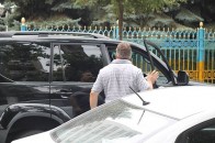 «Щоб я так жив!» Автопарк кандидатів у прокурори вразив своєю розкішшю