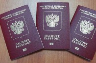 «Влада» Криму вилучає у людей російські паспорти та анулює отримане громадянство РФ