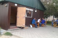 На папері пишемо одне, а на ділі інше, або як маленький кіоск став «закусочною»