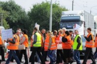 Волинські шляховики «штурмують» ОДА. ФОТО ОНОВЛЕНО