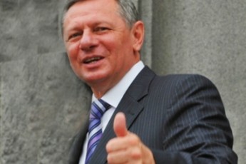 Успіх Миколи Романюка, або як зручно всістися у крісло міського голови