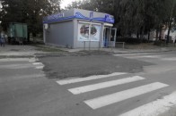 У Луцьку нова методика встелення асфальту. ФОТО