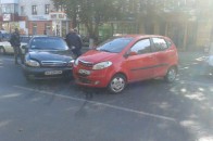 Аварія в Луцьку: на переході «поцілувались» дві автівки. ФОТО