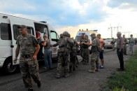 Терористи готові звільнити 30 українських військових. ВІДЕО