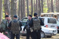 Рівненська міліція «кришує» на Волині бурштинокопачів?