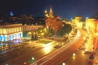 Колона військової техніки проїхала центром Києва. ВІДЕО
