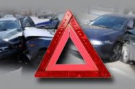 ДТП на Волині: автомобіль зіткнувся з парапетом