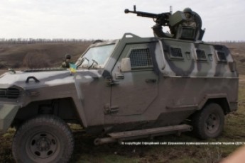 На Луганщині підірвався КрАЗ з 9 прикордонниками