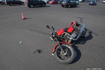 Аварія на Волині: мотоцикл влетів у «Форд»