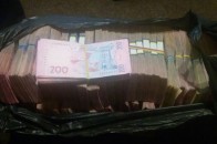 В Києві зі стріляниною і переслідуванням спіймали кур'єрів з грошима для виборів