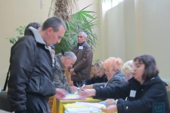 Як голосують у Володимирі. ФОТО